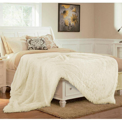 Ultra-soft faux fur blanket or throw. 